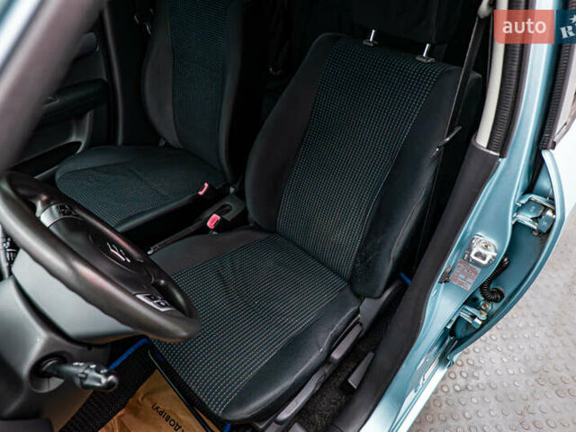 Сузукі Свифт, об'ємом двигуна 1.3 л та пробігом 227 тис. км за 4618 $, фото 8 на Automoto.ua