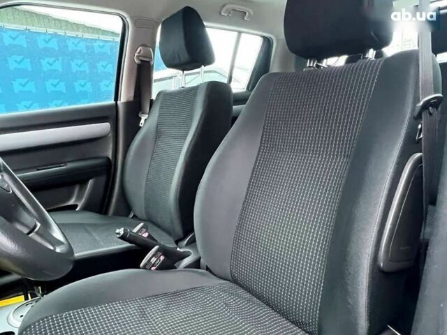 Сузукі Свифт, об'ємом двигуна 1.3 л та пробігом 82 тис. км за 5800 $, фото 27 на Automoto.ua