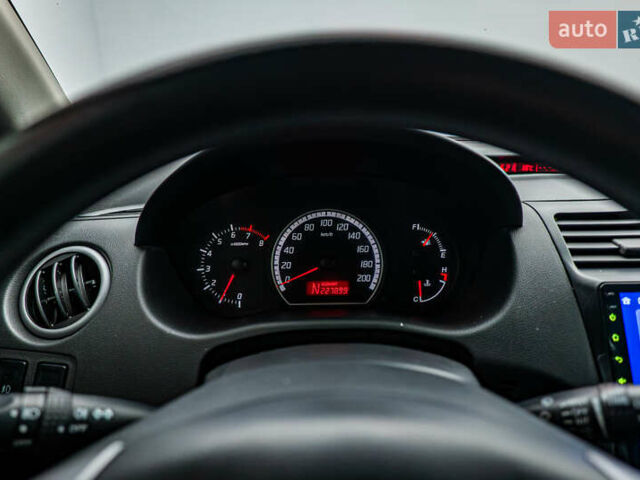 Сузукі Свифт, об'ємом двигуна 1.3 л та пробігом 227 тис. км за 4618 $, фото 12 на Automoto.ua