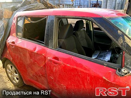 Сузукі Свифт, об'ємом двигуна 1.5 л та пробігом 75 тис. км за 3500 $, фото 3 на Automoto.ua