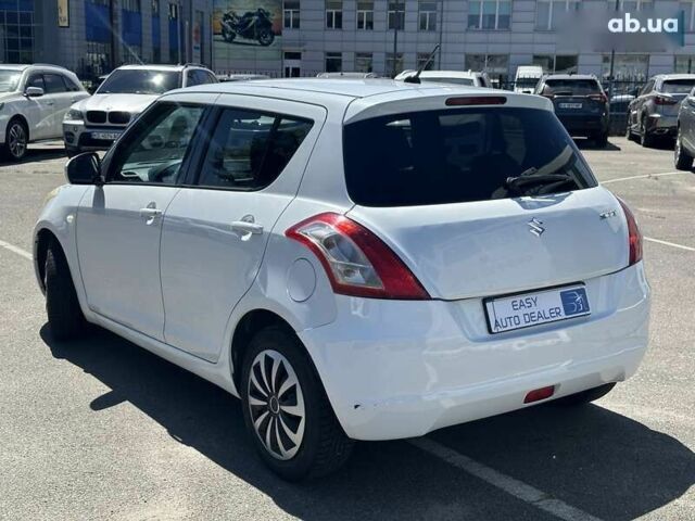 Сузукі Свифт, об'ємом двигуна 1.3 л та пробігом 262 тис. км за 4990 $, фото 5 на Automoto.ua