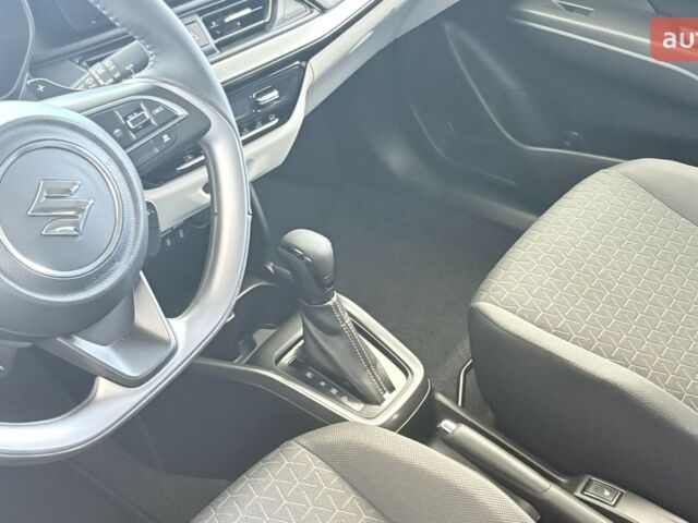 Сузуки Свифт, объемом двигателя 1.2 л и пробегом 0 тыс. км за 21398 $, фото 4 на Automoto.ua