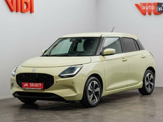 Желтый Сузуки Свифт, объемом двигателя 1.2 л и пробегом 8 тыс. км за 19709 $, фото 2 на Automoto.ua