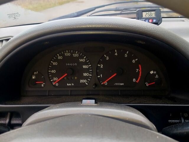 Серый Сузуки Свифт, объемом двигателя 1.3 л и пробегом 196 тыс. км за 1900 $, фото 7 на Automoto.ua