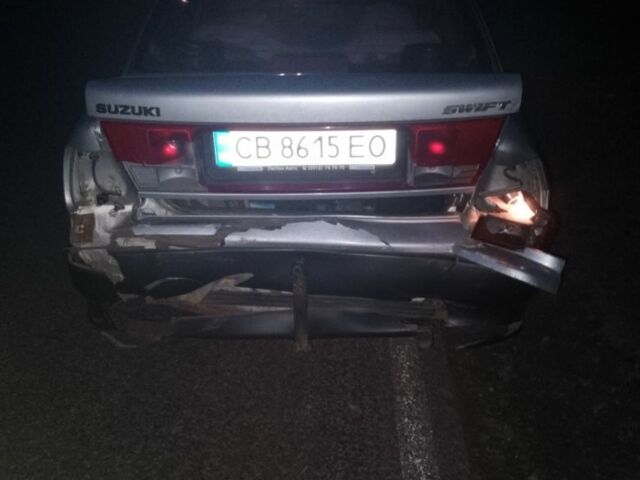 Серый Сузуки Свифт, объемом двигателя 1.3 л и пробегом 350 тыс. км за 1000 $, фото 1 на Automoto.ua