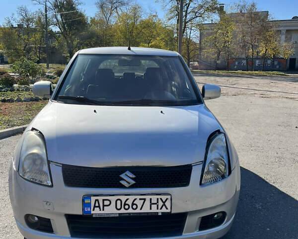 Серый Сузуки Свифт, объемом двигателя 1.33 л и пробегом 146 тыс. км за 4000 $, фото 17 на Automoto.ua
