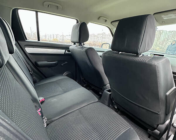 Сірий Сузукі Свифт, об'ємом двигуна 1.3 л та пробігом 148 тис. км за 4500 $, фото 5 на Automoto.ua