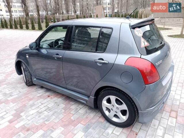 Серый Сузуки Свифт, объемом двигателя 1.49 л и пробегом 129 тыс. км за 6000 $, фото 27 на Automoto.ua