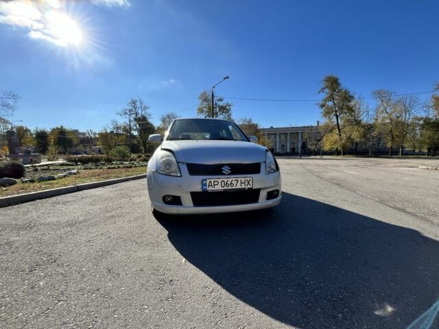 Серый Сузуки Свифт, объемом двигателя 1.3 л и пробегом 146 тыс. км за 3500 $, фото 1 на Automoto.ua