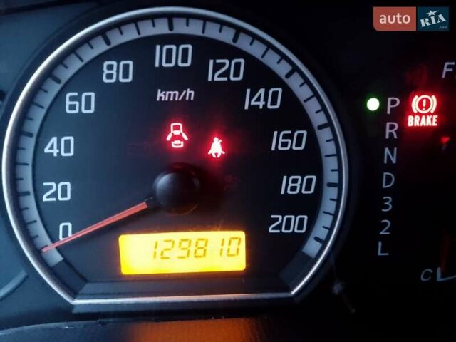 Серый Сузуки Свифт, объемом двигателя 1.49 л и пробегом 129 тыс. км за 6000 $, фото 12 на Automoto.ua