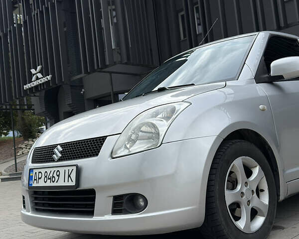 Сузуки Свифт 2007 в Львове на Automoto.ua Серый Сузуки Свифт, объемом двигателя 1.3 л и пробегом 214 тыс. км за 4250 $, фото 21 на Automoto.ua