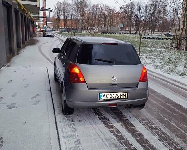 Сірий Сузукі Свифт, об'ємом двигуна 1.33 л та пробігом 276 тис. км за 3600 $, фото 3 на Automoto.ua