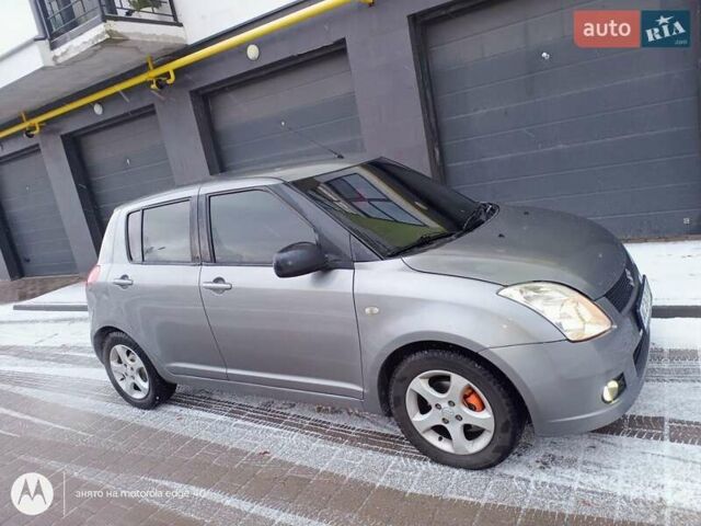 Сірий Сузукі Свифт, об'ємом двигуна 1.33 л та пробігом 276 тис. км за 3600 $, фото 1 на Automoto.ua