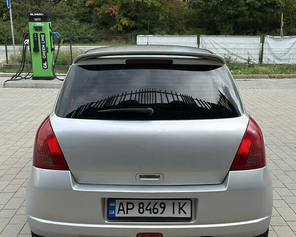 Сузуки Свифт 2007 в Львове на Automoto.ua Серый Сузуки Свифт, объемом двигателя 1.3 л и пробегом 214 тыс. км за 4250 $, фото 22 на Automoto.ua