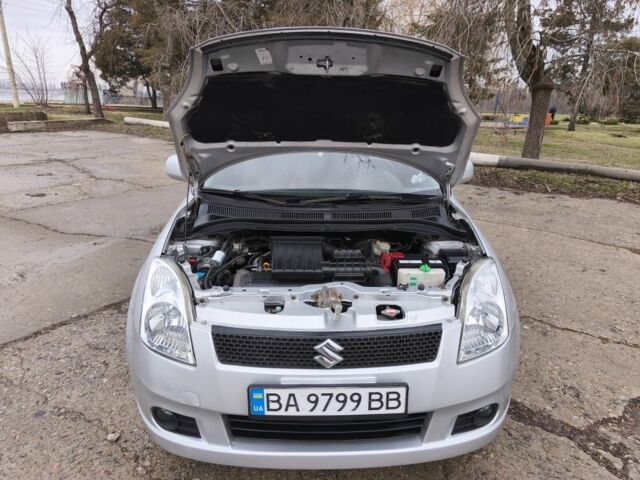 Сірий Сузукі Свифт, об'ємом двигуна 0 л та пробігом 248 тис. км за 4700 $, фото 12 на Automoto.ua