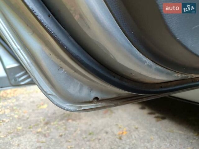 Сірий Сузукі Свифт, об'ємом двигуна 1.49 л та пробігом 199 тис. км за 5500 $, фото 10 на Automoto.ua