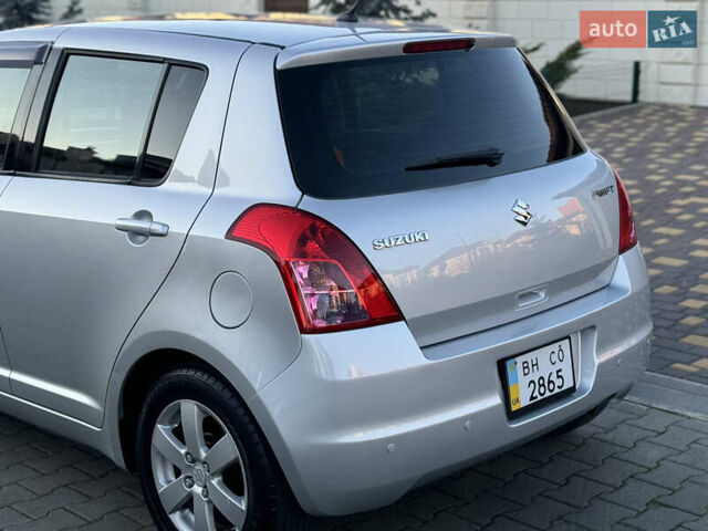 Серый Сузуки Свифт, объемом двигателя 1.49 л и пробегом 96 тыс. км за 6700 $, фото 16 на Automoto.ua