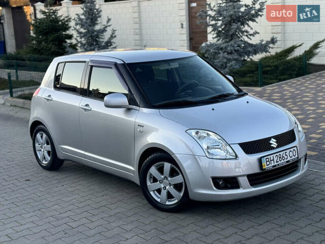 Серый Сузуки Свифт, объемом двигателя 1.49 л и пробегом 96 тыс. км за 6700 $, фото 2 на Automoto.ua