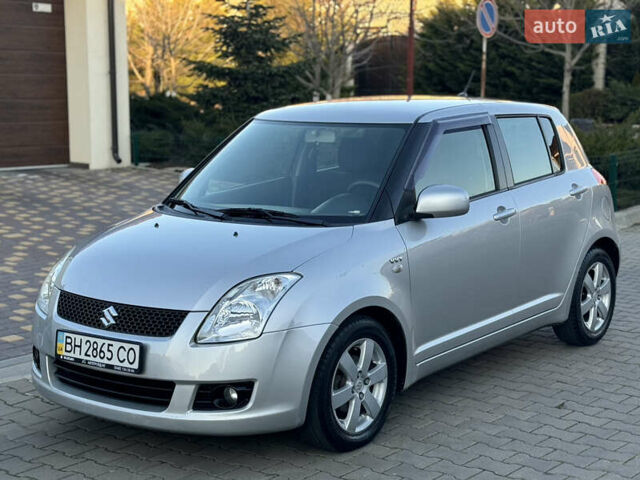 Серый Сузуки Свифт, объемом двигателя 1.49 л и пробегом 96 тыс. км за 6700 $, фото 26 на Automoto.ua