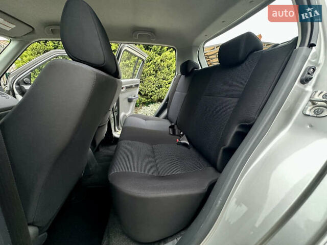 Серый Сузуки Свифт, объемом двигателя 1.49 л и пробегом 24 тыс. км за 9300 $, фото 23 на Automoto.ua