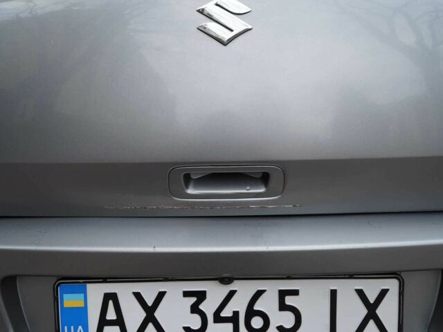 Серый Сузуки Свифт, объемом двигателя 1.3 л и пробегом 154 тыс. км за 4750 $, фото 12 на Automoto.ua