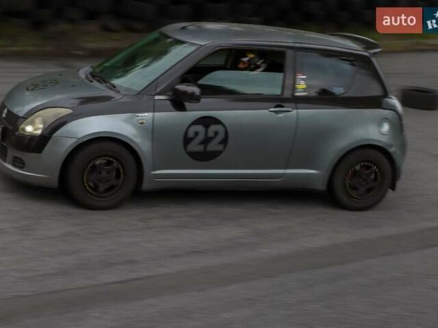 Сірий Сузукі Свифт, об'ємом двигуна 1.49 л та пробігом 185 тис. км за 4500 $, фото 15 на Automoto.ua