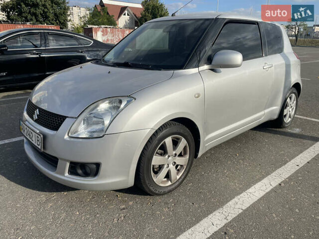 Сірий Сузукі Свифт, об'ємом двигуна 1.33 л та пробігом 260 тис. км за 3000 $, фото 5 на Automoto.ua