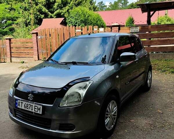 Сірий Сузукі Свифт, об'ємом двигуна 1.49 л та пробігом 199 тис. км за 5500 $, фото 2 на Automoto.ua