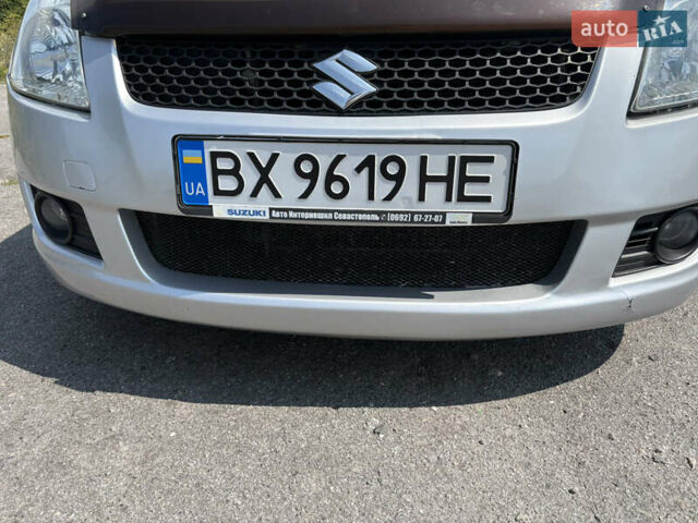 Серый Сузуки Свифт, объемом двигателя 1.33 л и пробегом 142 тыс. км за 4800 $, фото 11 на Automoto.ua