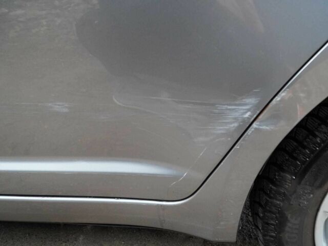 Серый Сузуки Свифт, объемом двигателя 1.3 л и пробегом 154 тыс. км за 4750 $, фото 7 на Automoto.ua