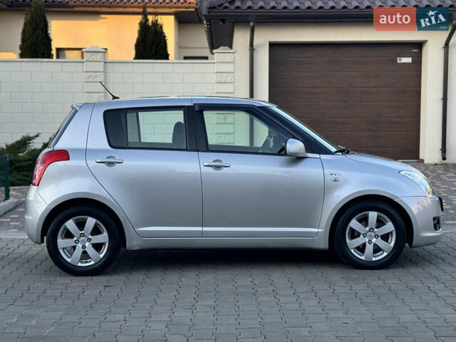 Серый Сузуки Свифт, объемом двигателя 1.49 л и пробегом 96 тыс. км за 6700 $, фото 6 на Automoto.ua