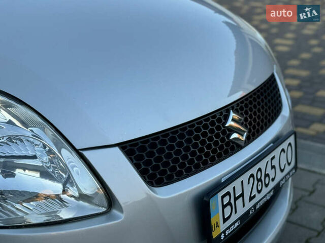 Серый Сузуки Свифт, объемом двигателя 1.49 л и пробегом 96 тыс. км за 6700 $, фото 4 на Automoto.ua