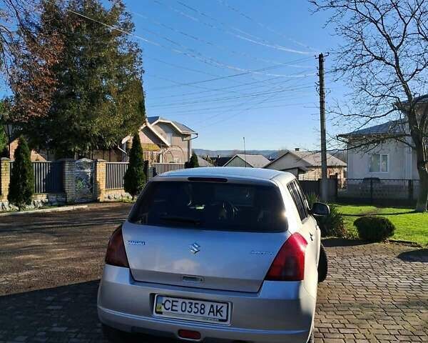 Сірий Сузукі Свифт, об'ємом двигуна 1.3 л та пробігом 100 тис. км за 5000 $, фото 3 на Automoto.ua