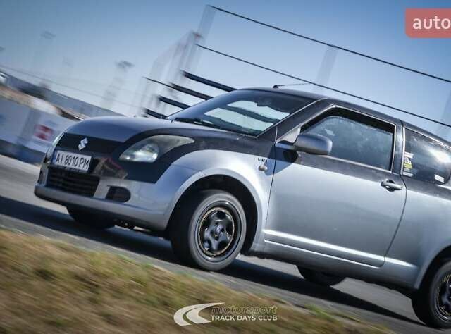 Сірий Сузукі Свифт, об'ємом двигуна 1.49 л та пробігом 185 тис. км за 4500 $, фото 7 на Automoto.ua