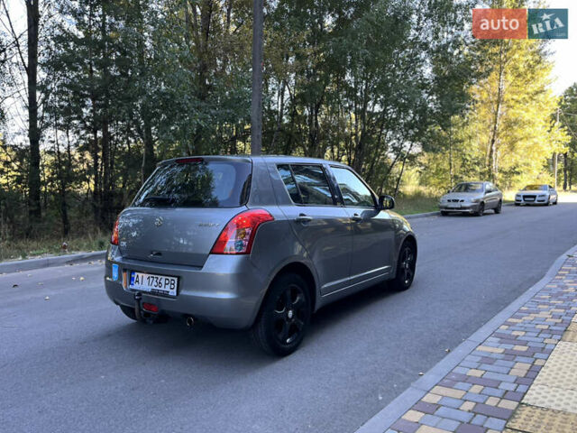 Серый Сузуки Свифт, объемом двигателя 1.3 л и пробегом 179 тыс. км за 5100 $, фото 5 на Automoto.ua