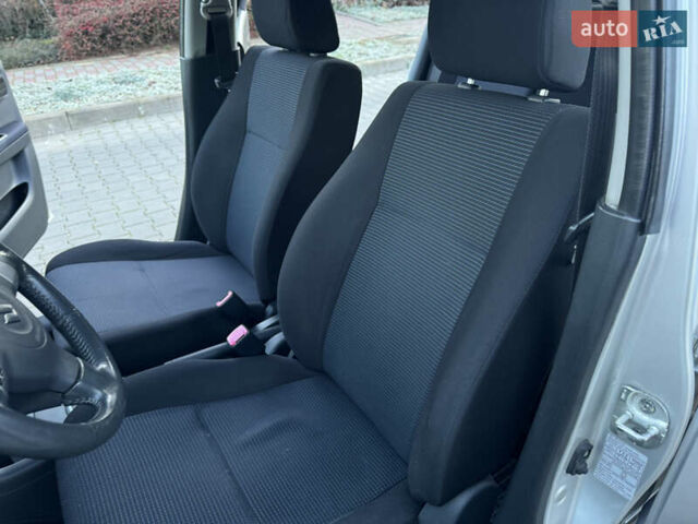 Серый Сузуки Свифт, объемом двигателя 1.49 л и пробегом 96 тыс. км за 6700 $, фото 64 на Automoto.ua