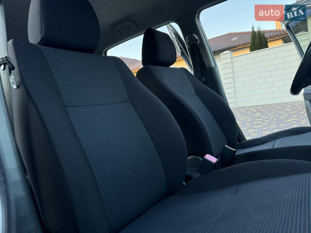 Серый Сузуки Свифт, объемом двигателя 1.49 л и пробегом 96 тыс. км за 6700 $, фото 61 на Automoto.ua