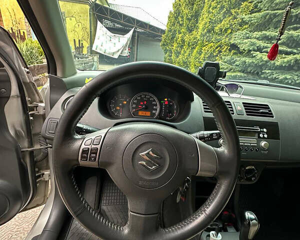 Сірий Сузукі Свифт, об'ємом двигуна 1.49 л та пробігом 141 тис. км за 6800 $, фото 7 на Automoto.ua