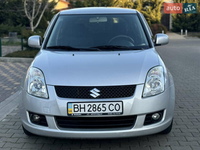 Серый Сузуки Свифт, объемом двигателя 1.49 л и пробегом 96 тыс. км за 6700 $, фото 31 на Automoto.ua