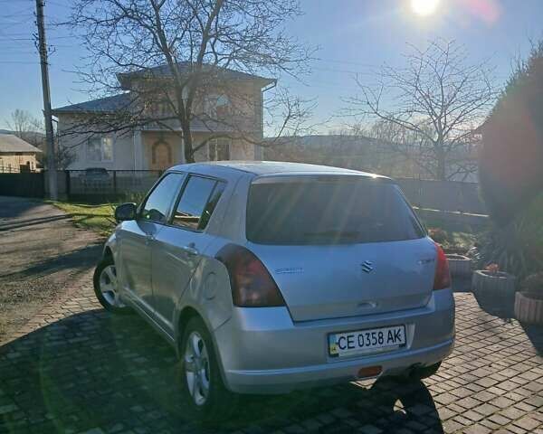 Сірий Сузукі Свифт, об'ємом двигуна 1.3 л та пробігом 100 тис. км за 5000 $, фото 2 на Automoto.ua