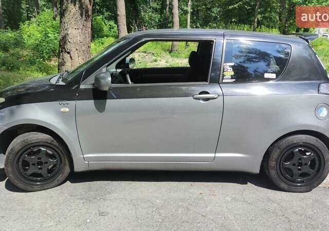 Сірий Сузукі Свифт, об'ємом двигуна 1.49 л та пробігом 185 тис. км за 4500 $, фото 1 на Automoto.ua