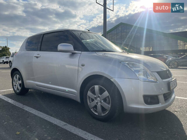 Сірий Сузукі Свифт, об'ємом двигуна 1.33 л та пробігом 260 тис. км за 3000 $, фото 6 на Automoto.ua