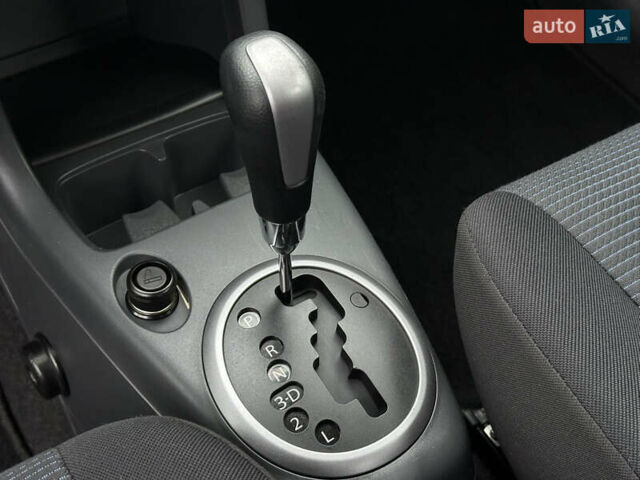 Серый Сузуки Свифт, объемом двигателя 1.49 л и пробегом 24 тыс. км за 9300 $, фото 51 на Automoto.ua
