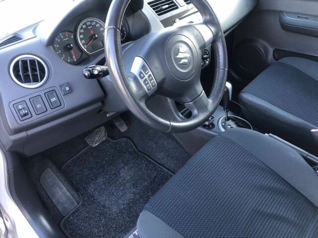 Сірий Сузукі Свифт, об'ємом двигуна 1.5 л та пробігом 195 тис. км за 7450 $, фото 2 на Automoto.ua