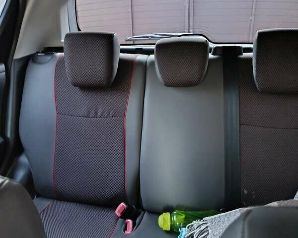 Сірий Сузукі Свифт, об'ємом двигуна 1.24 л та пробігом 158 тис. км за 5500 $, фото 5 на Automoto.ua