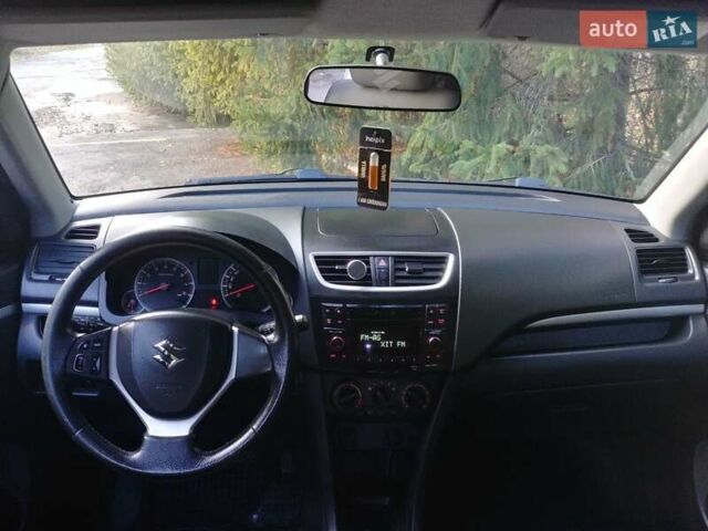 Серый Сузуки Свифт, объемом двигателя 1.2 л и пробегом 238 тыс. км за 5900 $, фото 11 на Automoto.ua