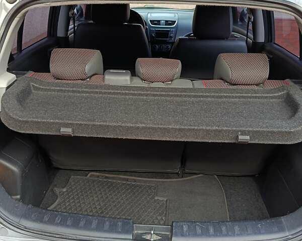 Сірий Сузукі Свифт, об'ємом двигуна 1.24 л та пробігом 158 тис. км за 5500 $, фото 6 на Automoto.ua