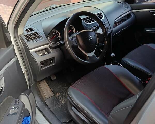 Сірий Сузукі Свифт, об'ємом двигуна 1.24 л та пробігом 158 тис. км за 5500 $, фото 1 на Automoto.ua