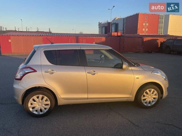 Сірий Сузукі Свифт, об'ємом двигуна 1.24 л та пробігом 108 тис. км за 5800 $, фото 3 на Automoto.ua