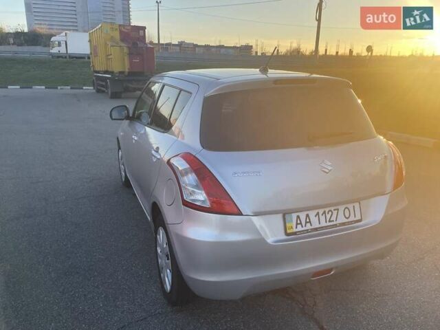 Сірий Сузукі Свифт, об'ємом двигуна 1.24 л та пробігом 108 тис. км за 5800 $, фото 6 на Automoto.ua